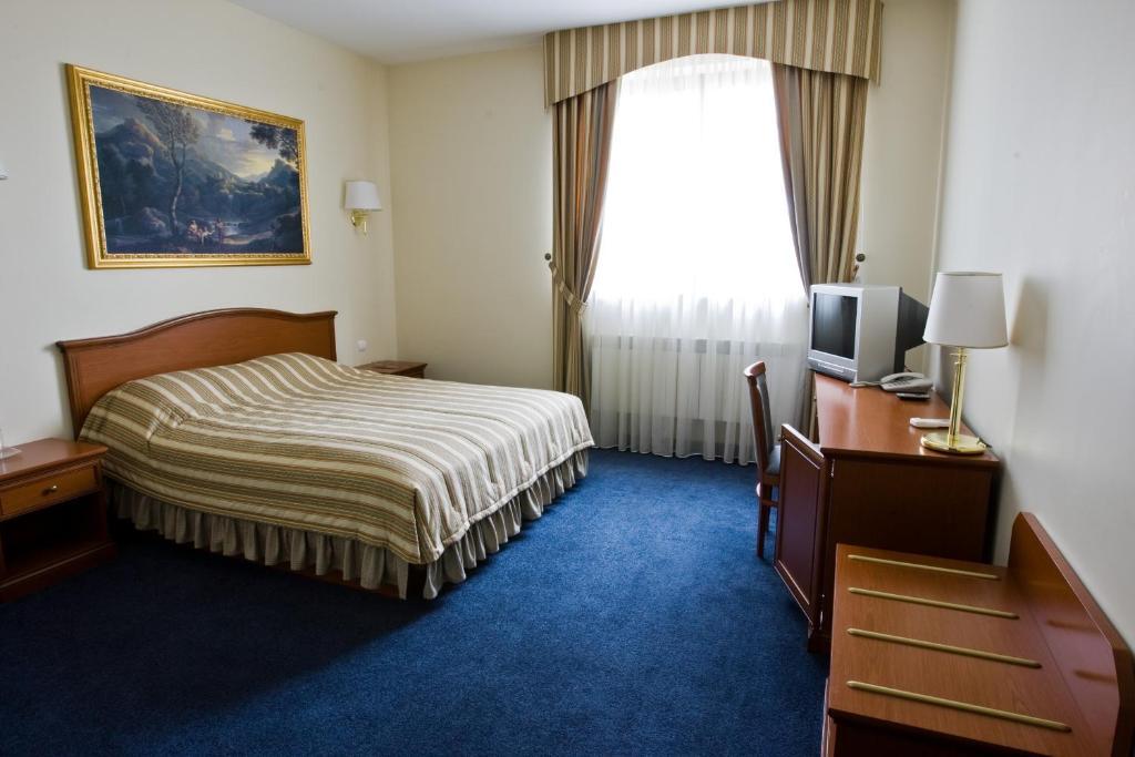 Hotel Westa Minsk Rum bild